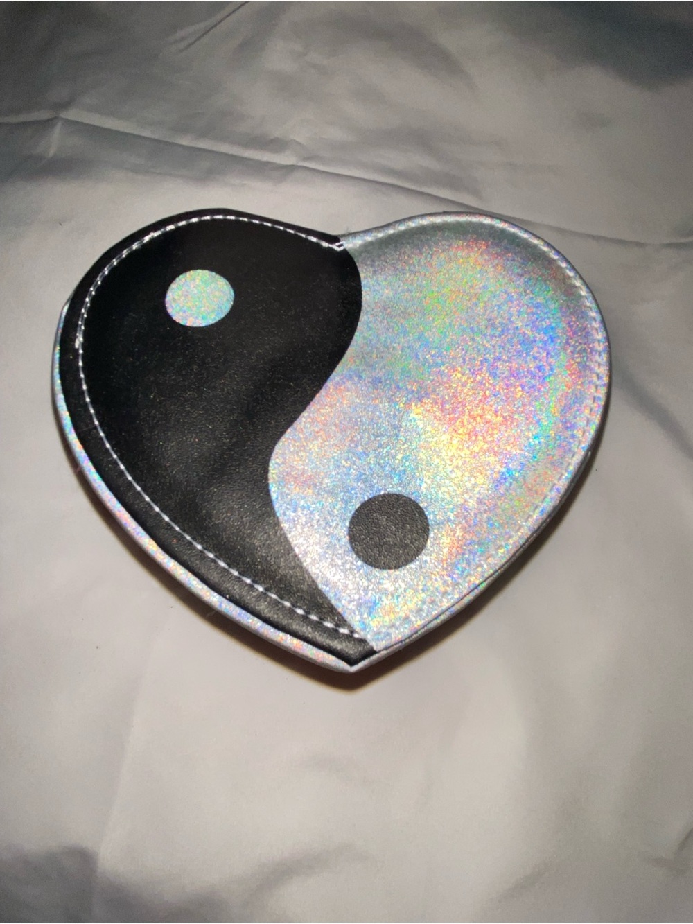 1-Holographic Silver and Black Yin Yang  jewelry box
